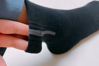 [사이즈가 있는 양말 필로이] 남자 골프 스포츠 발목 양말 2족 세트【 S, M, L, XL】4가지 사이즈 — 5점을 준 리뷰어가 2022년 7월 올린 사용 사진