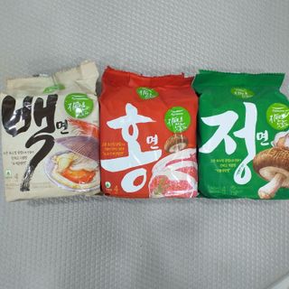 [풀무원] 자연은맛있다 정면, 백면, 홍면  세트 — 5점을 준 리뷰어가 2021년 4월 올린 사용 사진