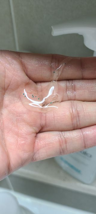 모두발라 마이크로 비타캡슐 탈모샴푸 — 5점을 준 리뷰어가 2022년 2월 올린 사용 사진