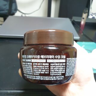 자민경 크레마카라콜 에브리데이 수딩 크림 300ml — 5점을 준 리뷰어가 2021년 1월 올린 사용 사진