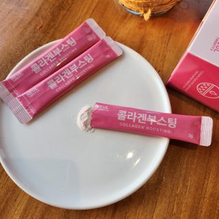 늘20s 콜라겐 부스팅_COLLAGEN BOOSTING — 5점을 준 리뷰어가 2023년 2월 올린 사용 사진