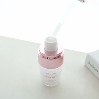 나우 [리브엠] 123억개 엑소좀으로 채운 눈부신 광채, 엑소코어 화이트닝 텐션 앰플 — 5점을 준 리뷰어가 2023년 11월 올린 사용 사진