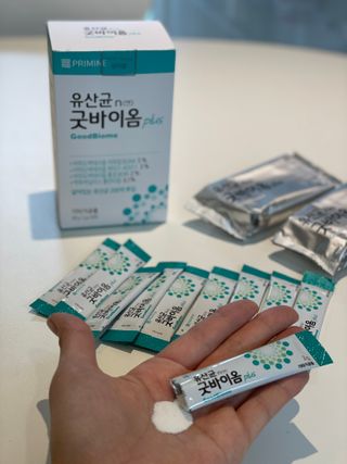 프리마인 유산균 국가지정연구소 선정, 살아있는 생유산균 200억 마리의 힘. 유산균n굿바이옴플러스 — 5점을 준 리뷰어가 2021년 9월 올린 사용 사진