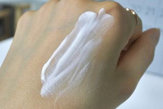 렉스리 데일리 톤업 크림 Rexri Daily Tone Up Cream — 5점을 준 리뷰어가 2022년 7월 올린 사용 사진