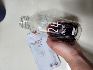 클린24시간 1BOX(5포) + 전용보틀(500ml) — 5점을 준 리뷰어가 2022년 10월 올린 사용 사진