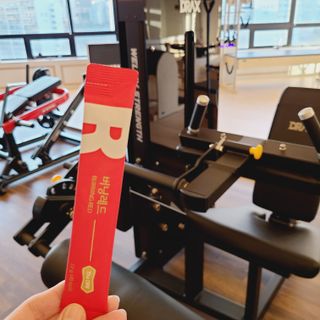 디오르 버닝레드 — 5점을 준 리뷰어가 2021년 12월 올린 사용 사진
