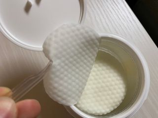 랑벨 비타 에너지 잡티 앰플 패드 65매 (투명하고 밝은 얼굴 광채패드) — 5점을 준 리뷰어가 2022년 6월 올린 사용 사진