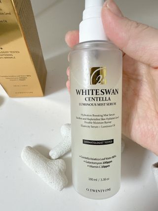 오투에니원 화이트스완 센텔라 루미너스 미스트 세럼 100ml — 4.5점을 준 리뷰어가 2023년 1월 올린 사용 사진