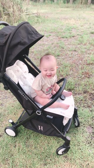 베베누보 윈디 통풍 쿨시트 유모차 카시트 2in1 라이너 — 5점을 준 리뷰어가 2021년 8월 올린 사용 사진