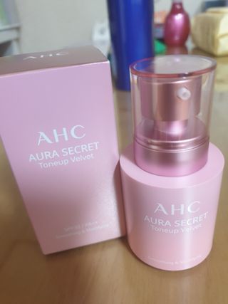 AHC 아우라 시크릿 톤업 벨벳 — 5점을 준 리뷰어가 2021년 5월 올린 사용 사진