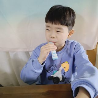 [이뮤니티플러스]우리아이 면역오키, 건강오키 _ 키즈오키 더진한꿀배도라지청 10포 1box — 5점을 준 리뷰어가 2022년 1월 올린 사용 사진