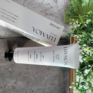 러브모아 향수 고체향수 승무원 고체향수 바르는 향수 니치향수 도손 우드세이지 앤 씨솔트 — 5점을 준 리뷰어가 2022년 11월 올린 사용 사진
