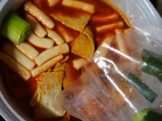 응큼떡볶이 — 4점을 준 리뷰어가 2021년 3월 올린 사용 사진