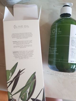 올리브 오일 스킨케어 컴퍼니 [OOSC] 향기로운 보습 로즈 제라늄 바디워시 500ml — 5점을 준 리뷰어가 2021년 5월 올린 사용 사진