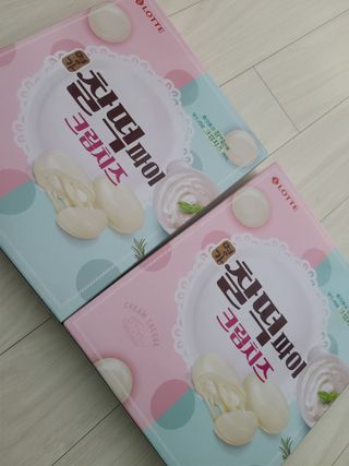 롯데제과 찰떡파이 크림치즈 — 5점을 준 리뷰어가 2021년 5월 올린 사용 사진