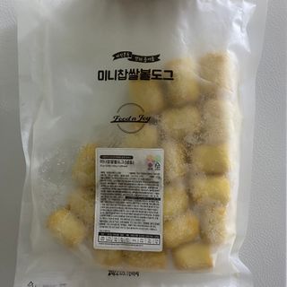 Dog&Ball 독앤볼 [Dog&Ball] 미니찹쌀볼도그 찹쌀치즈볼 — 2.5점을 준 리뷰어가 2021년 8월 올린 사용 사진