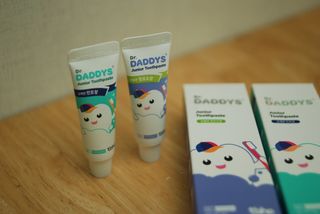 닥터데디스 안심불소 튼튼치약(청포도, 민트 중 택 1) 60g + 여행용 미니 치약 15g — 4.5점을 준 리뷰어가 2022년 9월 올린 사용 사진