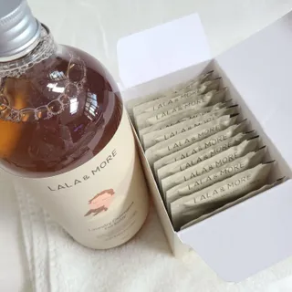 라라앤모어 유아 액체세제+세탁기클리너 — 5점을 준 리뷰어가 2022년 3월 올린 사용 사진