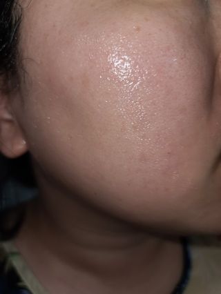 스킨큐어 산다화 순한 클렌징 동백 오일 200ml — 5점을 준 리뷰어가 2023년 5월 올린 사용 사진