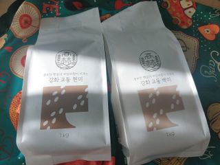 고림상점 풍부한 햇살과 바닷바람이 키우는 강화 교동 쌀 [백미1kg, 현미 1kg] 세트 — 5점을 준 리뷰어가 2021년 12월 올린 사용 사진