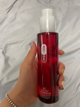 레드투래드 안티더스트 클렌징 오일 150ml — 4.5점을 준 리뷰어가 2021년 10월 올린 사용 사진