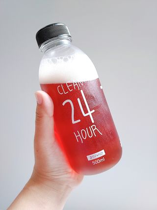클린24시간 1BOX(5포) + 전용보틀(500ml) — 3.5점을 준 리뷰어가 2022년 8월 올린 사용 사진