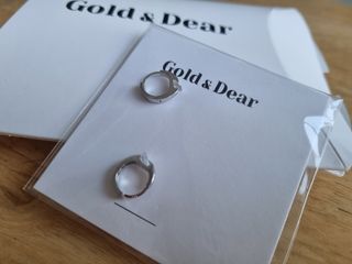 [골드앤디어] 14K 사선 큐빅 원터치 귀걸이_3color — 5점을 준 리뷰어가 2021년 6월 올린 사용 사진