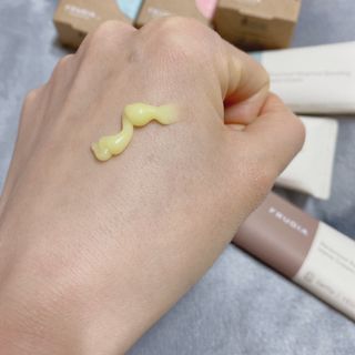 [후르디아] 끈적임 없는 착한성분 비건  핸드크림 3종 — 5점을 준 리뷰어가 2021년 2월 올린 사용 사진