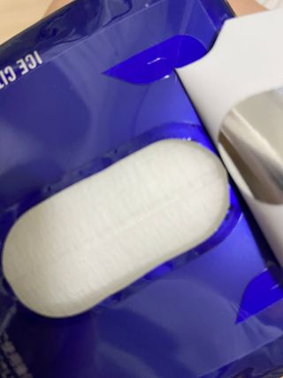 [갸스비] 땀, 유분의 불쾌함을 한 장으로 싹싹 훼이셜 페이퍼 15매 , 바디 페이퍼 30매 2종구성 — 5점을 준 리뷰어가 2021년 5월 올린 사용 사진