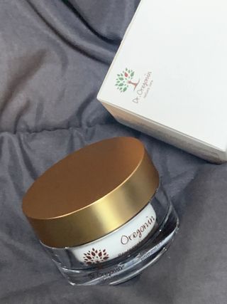 (주)닥터오레고닌 오레고닌 리제너레이티브 크림 — 5점을 준 리뷰어가 2023년 10월 올린 사용 사진