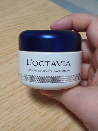 록타비아 Artisan Complete Face Cream — 5점을 준 리뷰어가 2023년 11월 올린 사용 사진