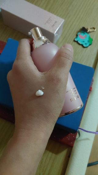 리엔케이 핑크 볼륨 래디언스 컬러크림 에디션 — 5점을 준 리뷰어가 2022년 12월 올린 사용 사진