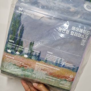 에어에이드 컬러 덴탈 마스크 — 5점을 준 리뷰어가 2021년 8월 올린 사용 사진