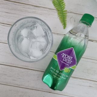 몽베스트 Montbest with Sparkling water Lime20병 — 5점을 준 리뷰어가 2022년 8월 올린 사용 사진