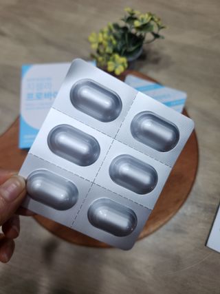 [지셀라] 프로바이오틱스 100억 유산균 보장 (1개월분 / 350mg X 30캡슐) — 5점을 준 리뷰어가 2023년 4월 올린 사용 사진