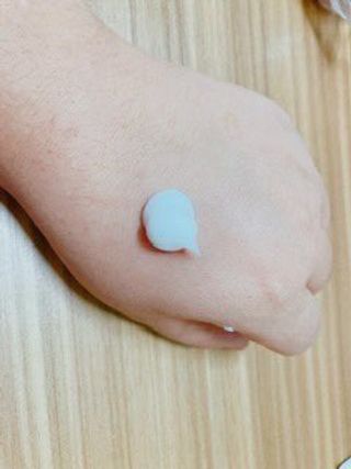 아미니 플라워테라피 바디로션  500ml 시리즈 — 5점을 준 리뷰어가 2021년 1월 올린 사용 사진