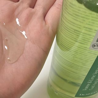 닥터시드 티트리 앤 라임 비건 지성케어 쿨 탈모 두피 워터 스케일러 — 5점을 준 리뷰어가 2024년 4월 올린 사용 사진