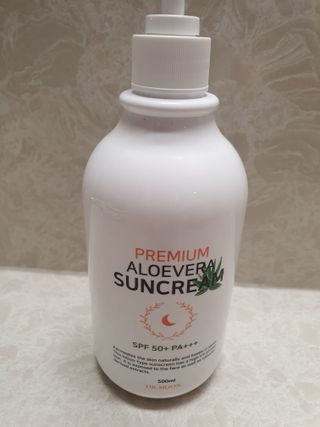 [닥터문] 프리미엄 알로에베라 선크림 500ml — 5점을 준 리뷰어가 2022년 5월 올린 사용 사진