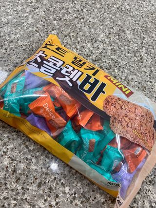 델리스 오트 밀키 초콜릿 바 — 5점을 준 리뷰어가 2022년 3월 올린 사용 사진