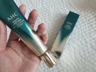 [NEW 탄력유턴 아이크림] AHC 유스 래스팅 리얼 아이크림 포 페이스 — 5점을 준 리뷰어가 2021년 2월 올린 사용 사진