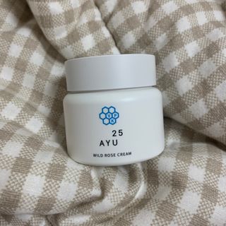 AYU25[아유트웬티파이브]다마스크로즈워터 베이스 천연 수분 촉촉 크림 — 5점을 준 리뷰어가 2021년 4월 올린 사용 사진