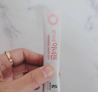 [모마네] 이너뷰티 히알루론산 비오틴 코큐텐 저분자피쉬콜라겐 - 3 g 30포 ★석류맛 — 5점을 준 리뷰어가 2021년 12월 올린 사용 사진