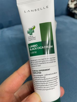 랑벨 랑바이오 블랙 시카 크림 50ml(블랙비 프로폴리스, 시카 4종, 판테놀 10 함유) — 5점을 준 리뷰어가 2023년 2월 올린 사용 사진