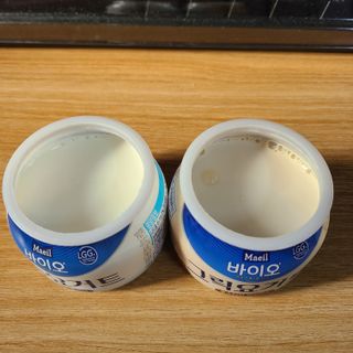 매일바이오 그릭요거트 오리지널 플레인 4개, 로스터리 커피믹스 4개 — 5점을 준 리뷰어가 2021년 12월 올린 사용 사진