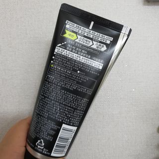 [갸스비] 지성 남성을 위한 포어케어 클렌징폼 — 3.5점을 준 리뷰어가 2021년 10월 올린 사용 사진