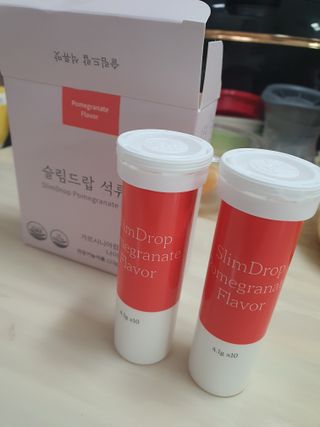 [슬림드랍 석류맛] 건기식 다이어트 보조제 겸 비타민 — 4점을 준 리뷰어가 2022년 2월 올린 사용 사진