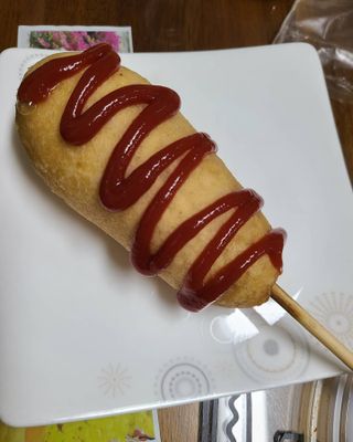 오마뎅 한우핫도그 — 5점을 준 리뷰어가 2021년 6월 올린 사용 사진