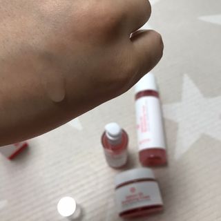 아이앤립 / EYENLIP 아이앤립 연어오일 리바이탈라이징 토너+앰플+크림 3종 세트 — 5점을 준 리뷰어가 2021년 6월 올린 사용 사진