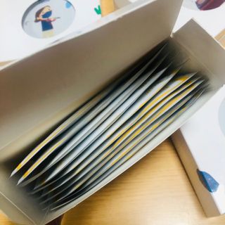 [블루 본 아이노우] 유아용 컬러마스크 40 PCS SET 2중 택 1 — 5점을 준 리뷰어가 2021년 4월 올린 사용 사진