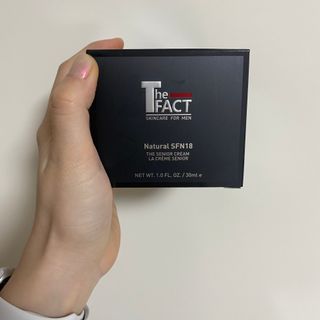 The Fact 더 팩트 내추럴 에스에프엔 에이틴 시니어 크림 — 4점을 준 리뷰어가 2021년 3월 올린 사용 사진